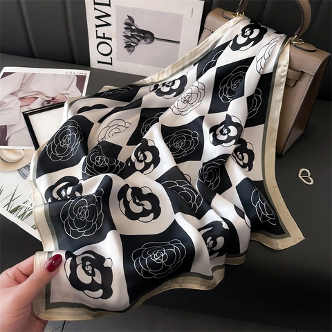 Pañuelo Cuadrado de Satén Elegante para Mujer Blanco y Negro Tablero de Ajedrez Camelia Rosa Estampado Floral Oficina OL