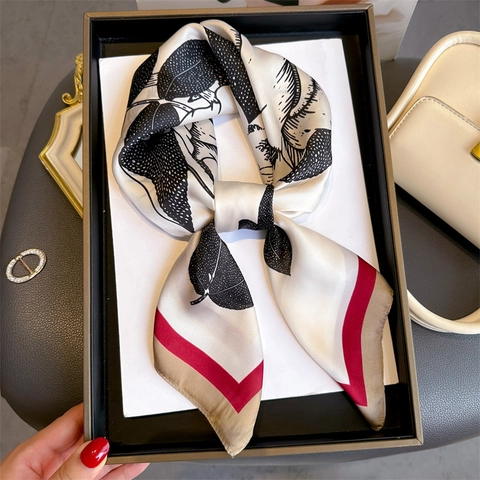 Carré De Satin Imprimé Style Français Bandana Fleuri Élégant En Imitation Satin Pour Femmes Foulard Rétro Polyvalent