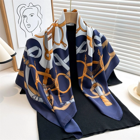 Elegantes Quadratisches Halstuch Mit Reitsport Print Satin Retro Pfergebiss Kettenmuster Luxus Stil Für Damen