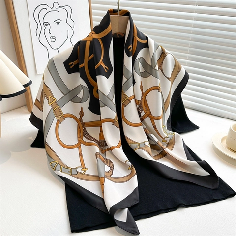 Elegantes Quadratisches Halstuch Mit Reitsport Print Satin Retro Pfergebiss Kettenmuster Luxus Stil Für Damen