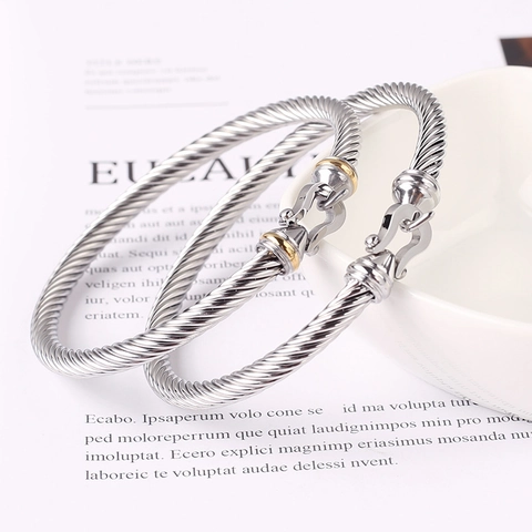 Bracciale A Cavo Intrecciato Acciaio Inossidabile Chiusura A Ferro Di Cavallo Fibbia A U Cerchio Aperto Per Donna