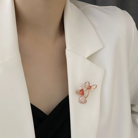 Elegant Copper Heart Cherry Brooch For Women Rose Gold Red Zircon Rhinestone Bow Knot Corsage For Suit Coat Accessories