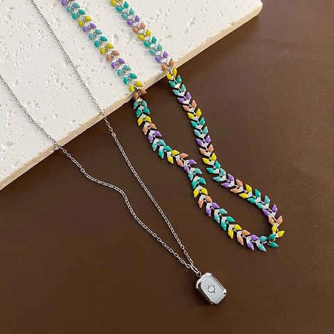Collana A Doppio Strato Acciaio Al Titanio Zircone Quadrato Ciondolo Rettangolare E Catena A Freccia In Smalto Colorato