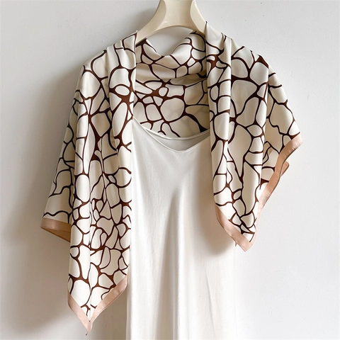 Women Elegant Square Scarf Polyester Satin Abstract Geometric Print Lightweight Travel Sun Protection Shawl Fashionable Accessories
