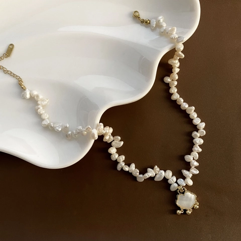 Artificial Baroque Pearl Necklace With Shell Ping An Lock Pendant Titanium Steel Retro Elegant Jewelry For Women