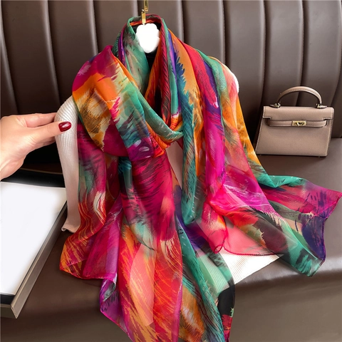 Écharpe Élégante À Imprimé Plumes Colorées Grand Châle En Satin Artificielle Protection Solaire Accessoire De Mode Léger