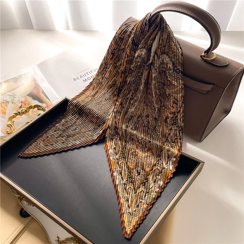 Women Pleated Square Scarf Imitation Satin Paisley Print Elegant Crinkle Neckerchief Vintage Floral Fashion Scarf Luxury