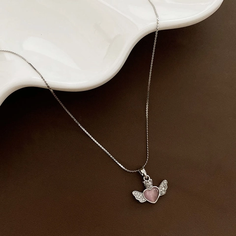 Engelsflügel Herz Halskette Titanstahl Kupfer Katzenaugenstein Strass Schlüsselbein Kette Leicht Luxus Elegant Damen