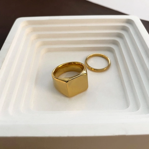 Anello Sigillo Minimalista E Fascia Sottile Acciaio Titanio Gioielli Di Moda Geometrici Quadrati Lucidati Unisex