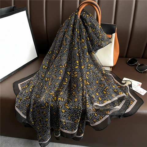 Eleganter Schal Mit Blumendruck Damen Satinnimitat Polyester Sonnenschutz Leicht Mode Pendeln Großer Wickelschal