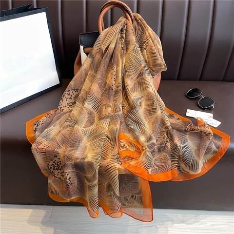 Großer Blumendruck Polyester Satinnschal Sonnenschutz Leichter Mode Schal Wrap Für Frauen Elegant Weich
