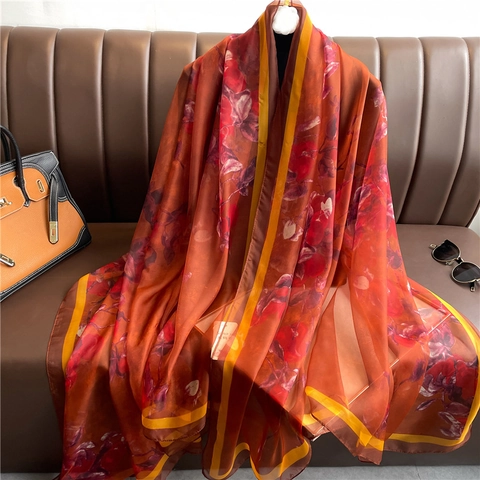 Grote Sjaal Met Bloemenprint Polyester Satijngevoel Voor Dames Lichtgewicht Stranddoek Zonbescherming Elegant Vintage
