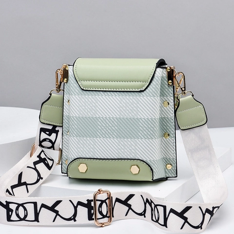 Women Crossbody Bag PU Leather Small Square Handbag With Wide Pattern Strap Chain Rivet Bow Daily Fashion
