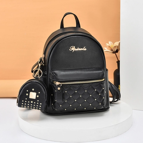 Zaino da Donna alla Moda in Pelle PU Trapuntato con Rivetti e Portamonete Trama Litchi Spalline Regolabili Zainetto