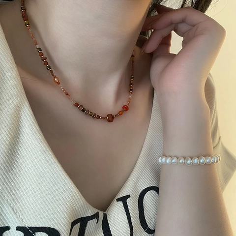 Retro Perlenhalskette Roter Achat Naturstein Titanstahl Schlüsselbeinkette Ethnischer Bohème Stil Damen