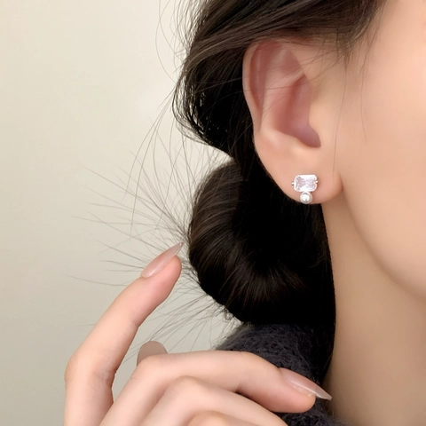 Orecchini A Lobo Squisiti Zircone Rettangolare Perla Artificial Bianca Rame Placcato Argento Elegante Minimalista Per Donne
