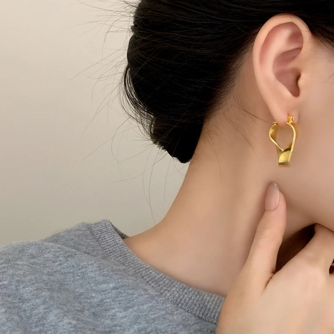 Pendientes De Aro Geométricos Irregulares Retorcidos Cobre Chapado En Oro Plata Estilo Francés Minimalista