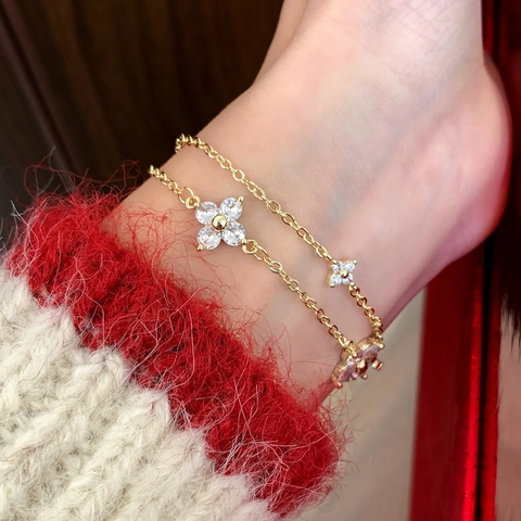 Double Layer Bracelet Copper Cubic Zirconia Four Leaf Flower Pendant Elegant Fashion Jewelry For Women Adjustable Chain