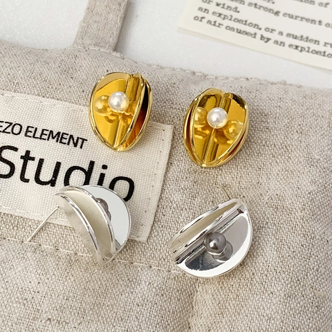 Geometrische Ovale Kupfer Ohrstecker Mit Muschelperle Französisch Retro Elegant Minimalistisch Täglich Für Damen