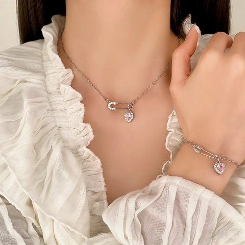 Elegant Heart Zircon Safety Pin Pendant Bracelet And Necklace Versatile Brass Luxury Jewelry For Women