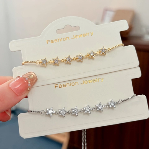 Pulsera Estrella Delicada Cobre Circón Cierre Deslizante Ajustable Joyería Minimalista Brillante Mujeres