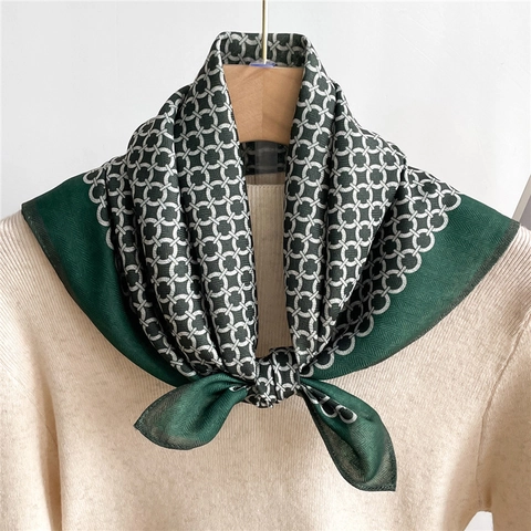 Retro Geometrische Kette Druck Quadratisch Schal Seidiges Gefühl Polyester Halstuch Elegant Haar Bandana Für Frauen