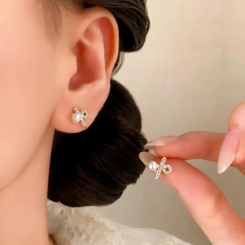 Stud Earrings Copper Bowknot Design With Round Artificial Pearl And Cubic Zirconia Simple Light Luxury For Women