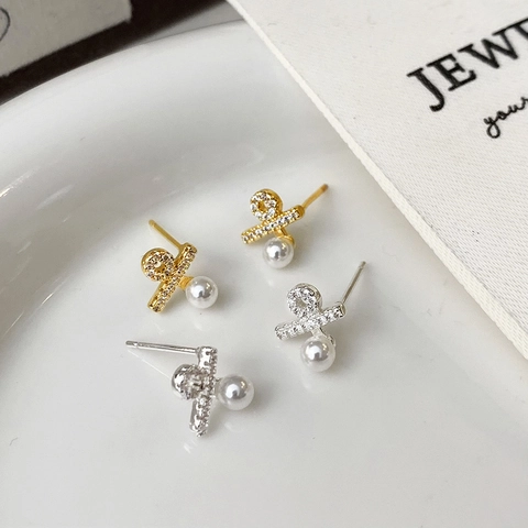 Stud Earrings Copper Bowknot Design With Round Artificial Pearl And Cubic Zirconia Simple Light Luxury For Women