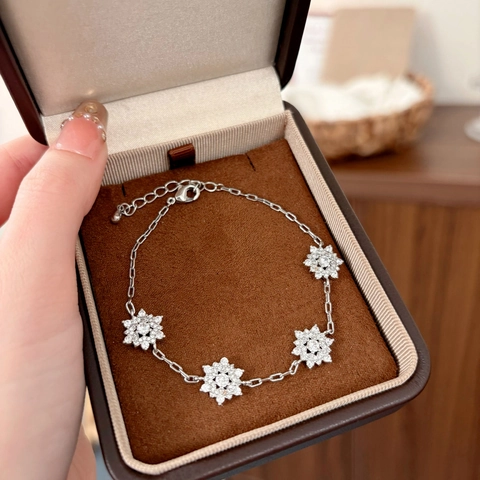 Schneeflocke Armband Kupfer Gold Silber Vergoldet Mikropave Zirkonia Eleganter Minimalistischer Schmuck Geschenk Damen