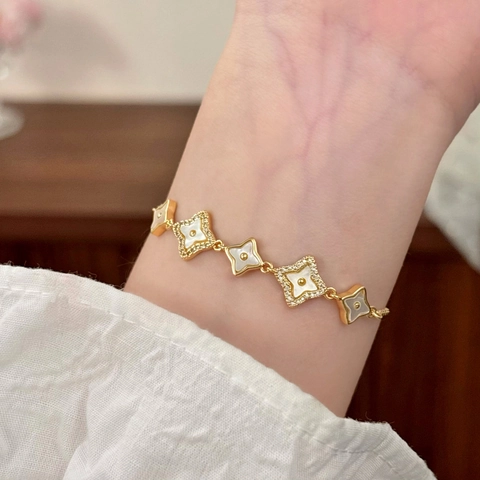 Pulsera Ajustable De Cobre Para Mujer Con Trébol De Cuatro Hojas De Concha Blanca Y Circonitas Micro Pavé Joyería