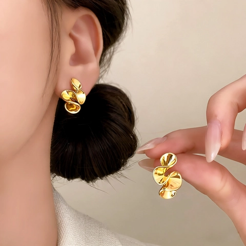 Pendientes De Botón Con Espiral Retorcida Cobre Chapado Moderno Minimalista Forma Pétalo Estilo Metal Líquido Joyería Mujer