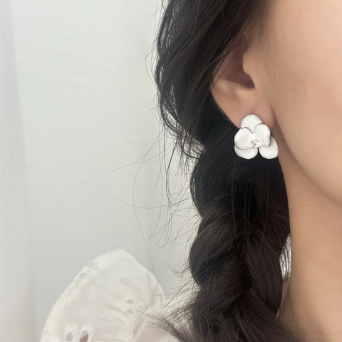 Elegant Enamel Flower Stud Earrings Copper Floral Ear Jewelry With Sparkling Zircon For Women Daily Versatile Accessory