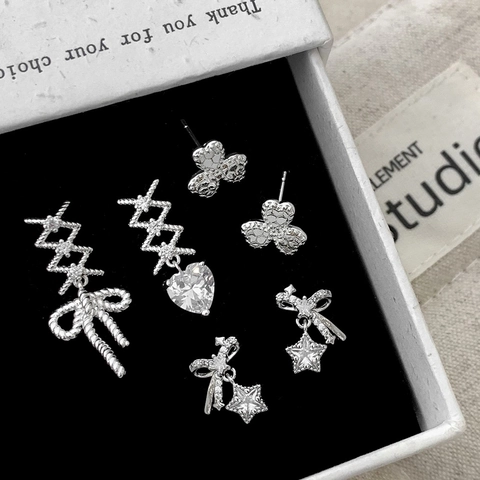 Elegante Asymmetrische Hart Strik Ster Oorknopjes Voor Dames Verzilverd Koper Met Zirkoon Trendy Sieraden