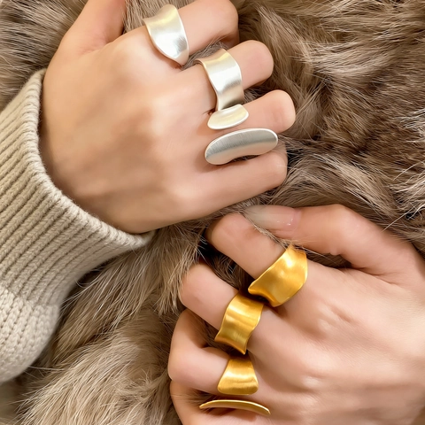 Brushed Copper Wide Band Ring For Women Irregular Wavy Open Adjustable Design Minimalist Matte Geometric Jewelry Modern