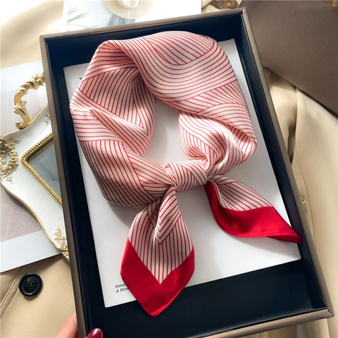 Damen Quadratischer Schal Satin Polyester Gestreift Geometrisches Muster Elegant Mode Hals Handtaschen Wickel Accessoire