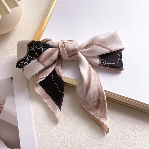 Elegante Camellia Print Satijn Vierkante Sjaal Voor Vrouwen Vintage Zijdeachtige Hoofddoek Halssjaal Mode Accessoire