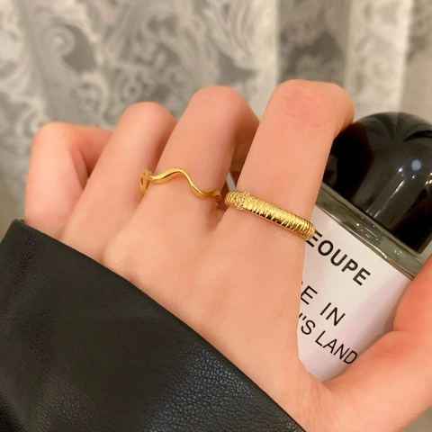 Anelli Di Rame Geometrici A Onde Minimaliste Placcati In Oro Argento Texture A Spirale Con Gioielli In Zircone Per Donna