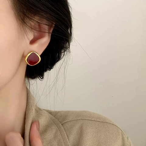 Vintage Wine Red Drip Oil Stud Earrings Elegant Copper Rhinestone Enamel Jewelry For Women Retro Style