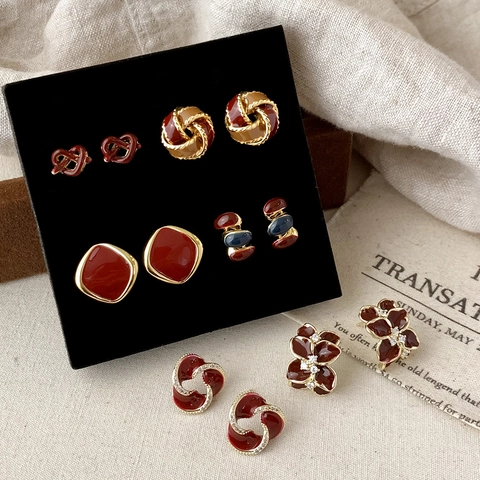 Vintage Wine Red Drip Oil Stud Earrings Elegant Copper Rhinestone Enamel Jewelry For Women Retro Style