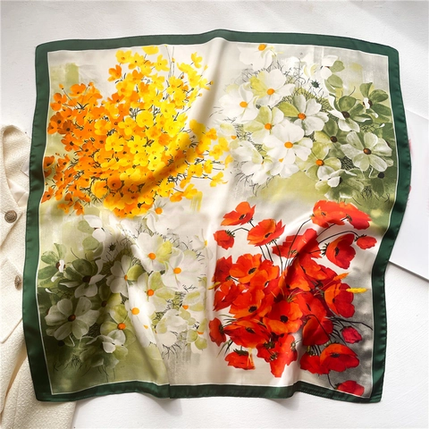 Elegant Floral Print Square Scarf Simulation Satin Satin Neck Head Scarf For Women Lightweight Contrast Edge Shawl