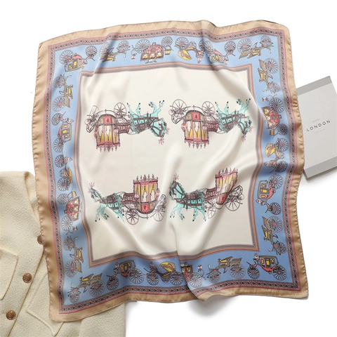Elegante Foulard Quadrato Con Stampa Carrozza Retrò Sensazione Raso Satin Sciarpa Da Collo Testa Per Donne Stile Vintage