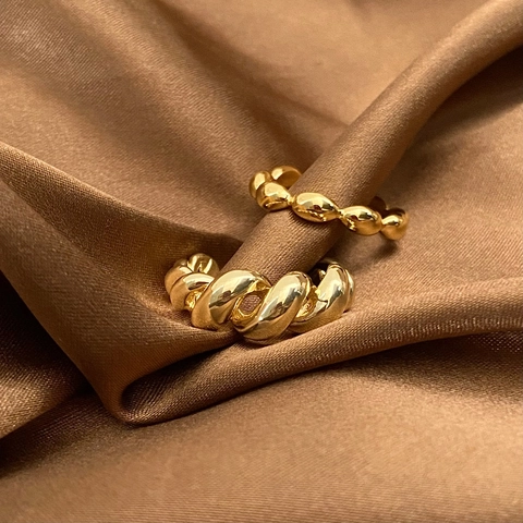 French Retro Twist Croissant Open Ring Minimalist Golden Copper Bead Finger Jewelry For Women Elegant Adjustable