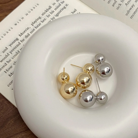 Geometrische Doppel Metall Kugel Ohrstecker Für Damen Kupfer Echtgold Vergoldet Hochglanzpoliert Spiegelglanz Minimalistischer Schmuck