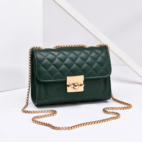 Women Quilted PU Leather Shoulder Bag Elegant Chain Crossbody Bag Classic Small Square Bag With Gold Lock Closure