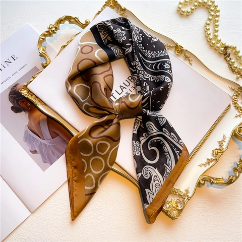 Women Square Scarf Polyester Imitation Satin Paisley Geometric Print Contrast Color Satin Soft Neck Wrap Elegant