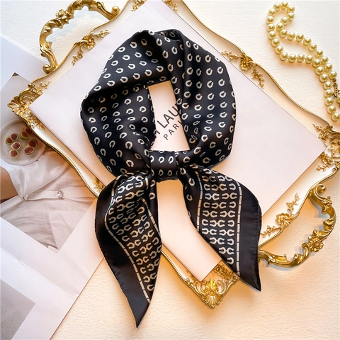 Retro Elegant Square Scarf For Women Polyester Satin Neck Scarf With Horseshoe Chain Print Professional Office Wrap