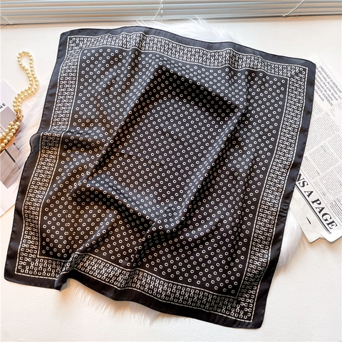 Retro Elegant Square Scarf For Women Polyester Satin Neck Scarf With Horseshoe Chain Print Professional Office Wrap