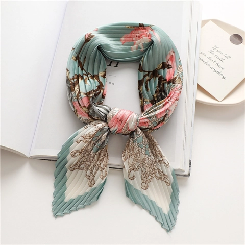 Elegant Women Pleated Satin Scarf Vintage Floral Print Decorative Square Neck Scarf Fashionable Lightweight Pleated Necktie Accessory