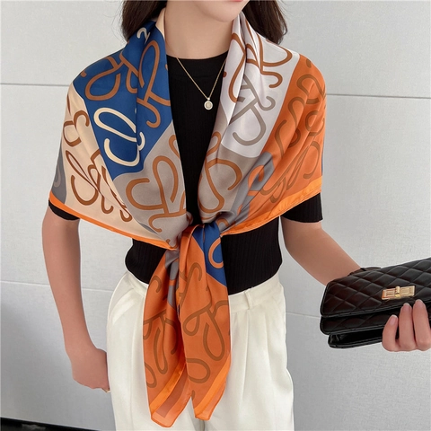 Grande Sciarpa Quadrata Stampa Artistica Raso Setoso Leggero Scialle Accessori Di Moda Eleganti Per Donne