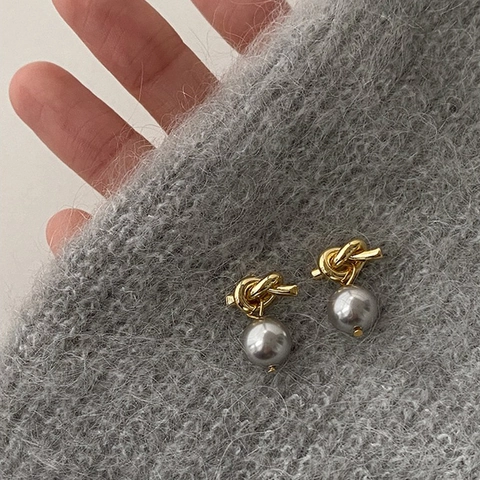 Knoop Kunstparel Hangoorbellen Koper Vintage Stijl Niche Ontwerp Eenvoudig Elegant Sieraden Voor Dames